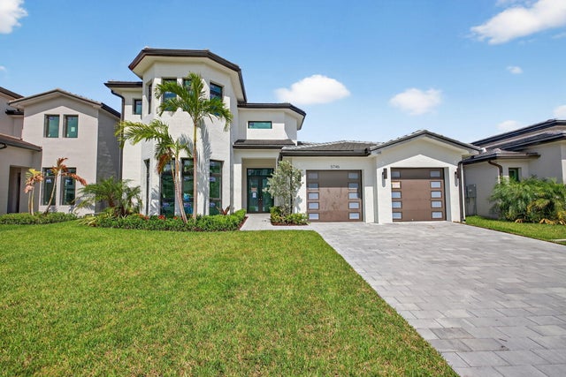 1 of 54 - 5746 Ashwood Circle W, Hollywood, FL