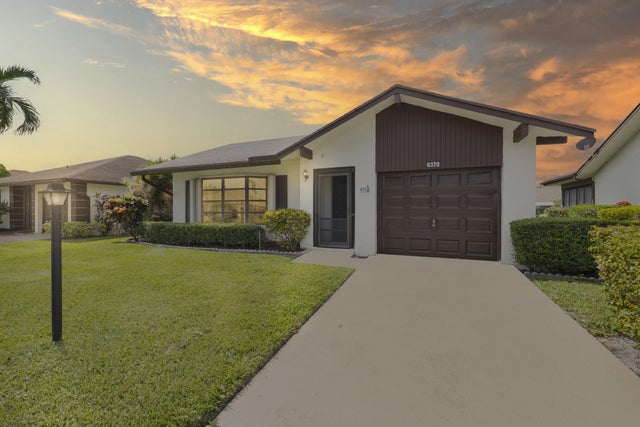 2 of 39 - 6370 Lakemont Circle, Greenacres, FL