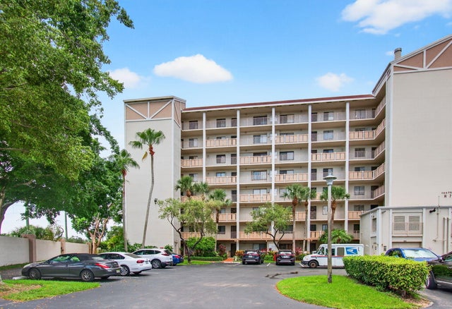1 of 71 - 14475 Strathmore Lane ##401, Delray Beach, FL