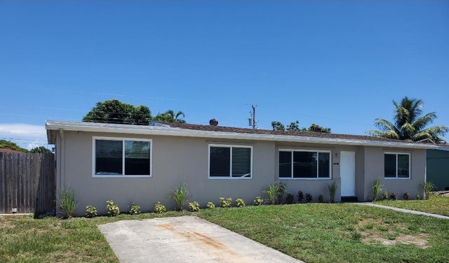 3 of 31 - 6448 N Lawrence Road, Lake Worth, FL