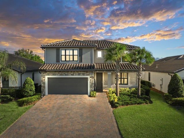 1 of 64 - 656 Se Villandry Way, Port Saint Lucie, FL