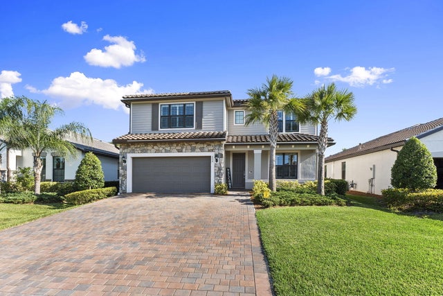 4 of 64 - 656 Se Villandry Way, Port Saint Lucie, FL