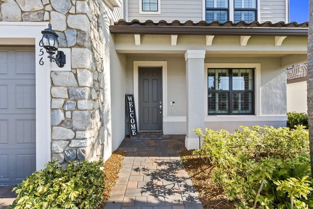 5 of 64 - 656 Se Villandry Way, Port Saint Lucie, FL