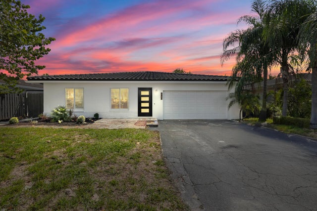 3 of 25 - 1750 Ne 49 Street, Fort Lauderdale, FL