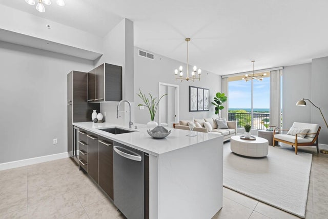 550 Okeechobee Boulevard #lph-05, West Palm Beach