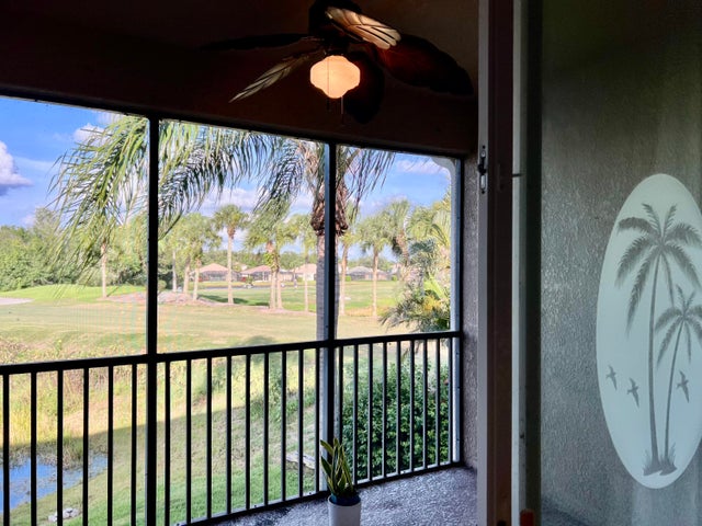 5 of 42 - 1011 Fairwaycove Lane #204, Bradenton, FL