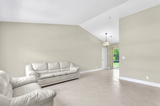 5 of 35 - 140 Village Circle, Jupiter, FL