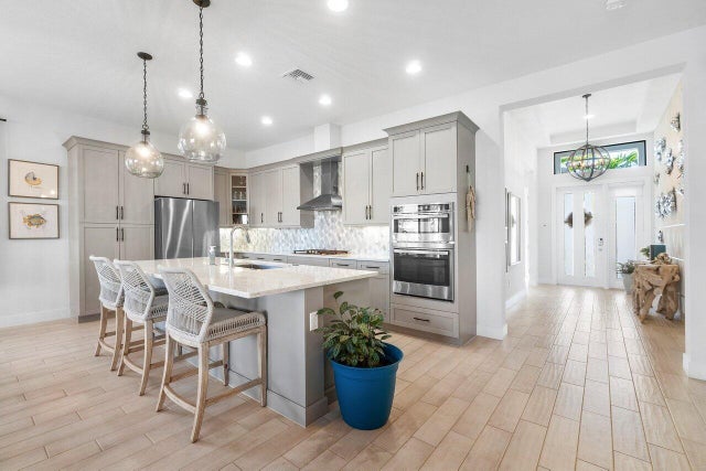 5 of 32 - 7475 Estero Drive, Lake Worth, FL