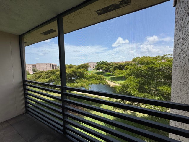 2 of 10 - 10304 Sunrise Lakes Blvd #312, Sunrise, FL
