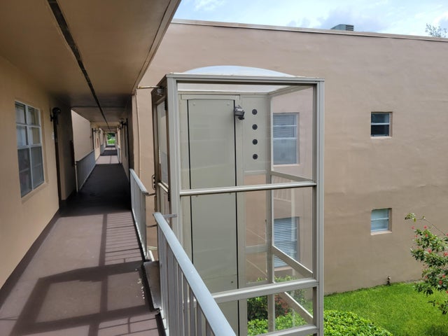 2 of 17 - 662 Burgundy N, Delray Beach, FL