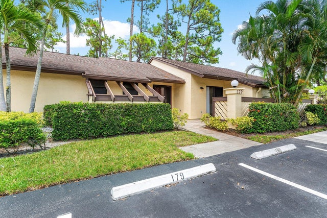 2 of 26 - 179 Sarita Court, Royal Palm Beach, FL
