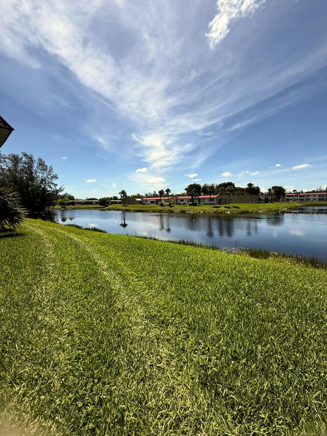 3 of 4 - 218 Lake Frances Drive, West Palm Beach, FL