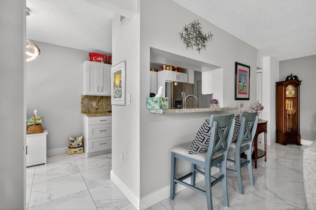 5 of 44 - 110 Half Moon Circle #d2, Hypoluxo, FL