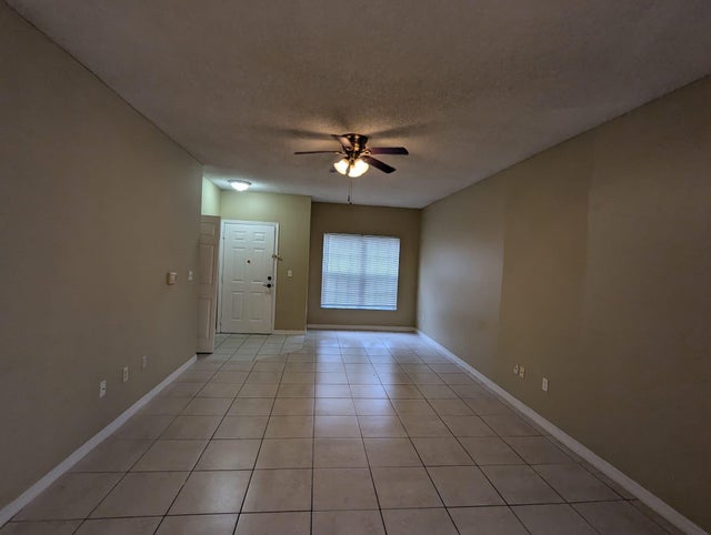 3 of 8 - 10330 S Fox Trail Road #1212, Royal Palm Beach, FL