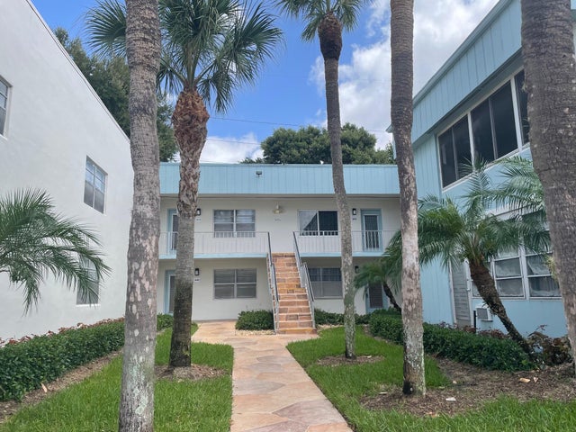 2 of 45 - 470 Normandy J, Delray Beach, FL