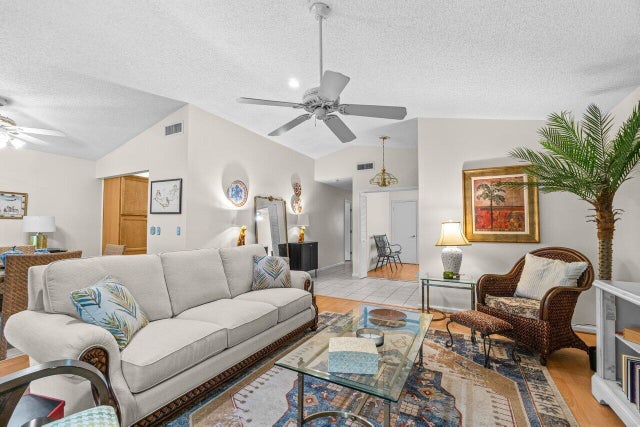 2 of 29 - 77 Ironwood Way N, Palm Beach Gardens, FL