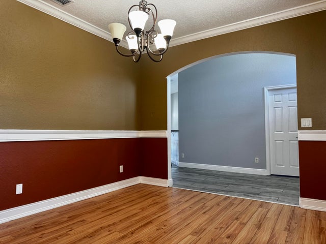 5 of 34 - 143 Sw Glenwood Drive, Port Saint Lucie, FL