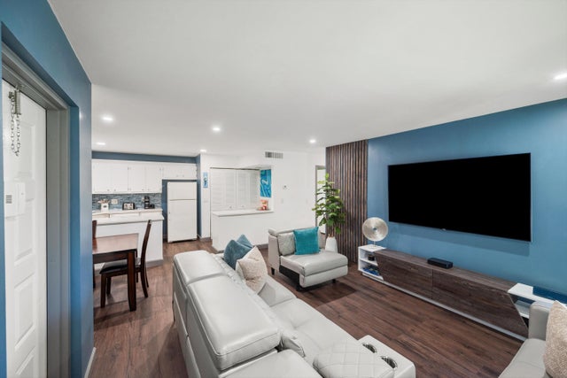 2 of 42 - 723 Sunny Pine Way #b-2, Greenacres, FL