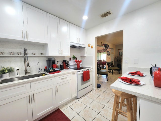 5 of 27 - 7235 Pine Bluff Drive, Lake Worth, FL
