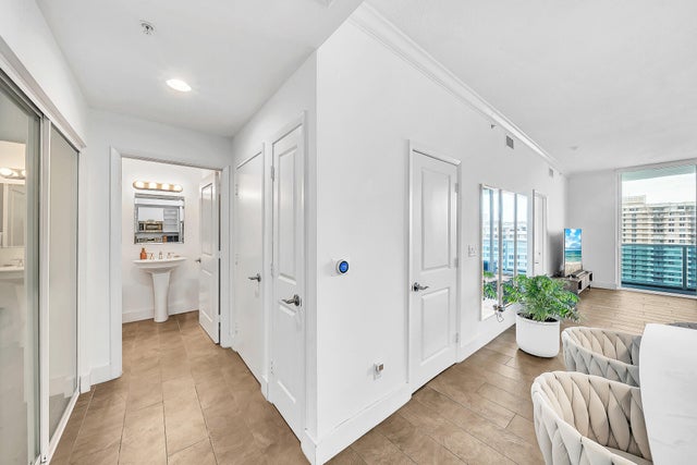 5 of 46 - 1945 S Ocean Drive #1803, Hallandale Beach, FL