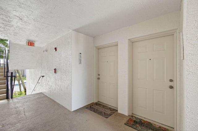 5 of 58 - 1700 Crestwood Court S #1706, Royal Palm Beach, FL