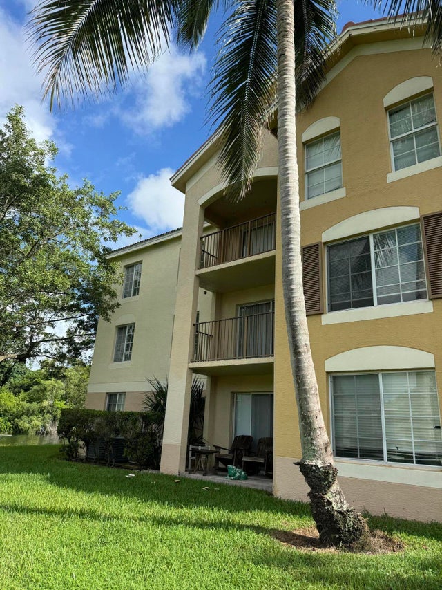 4 of 44 - 4151 San Marino Boulevard #308, West Palm Beach, FL