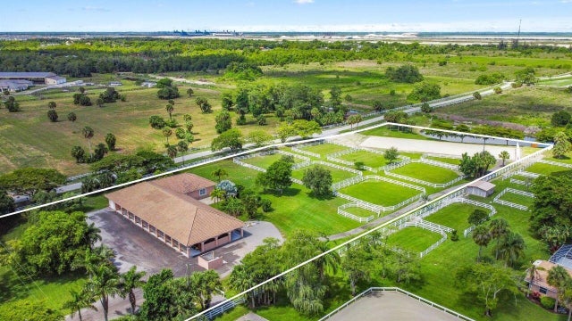 1 of 41 - 3935 Hanover Circle, Loxahatchee, FL
