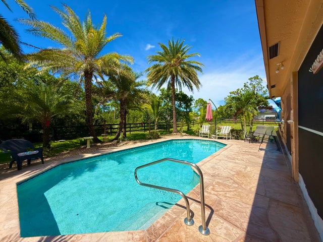 4 of 104 - 14765 Northlake Boulevard, The Acreage, FL