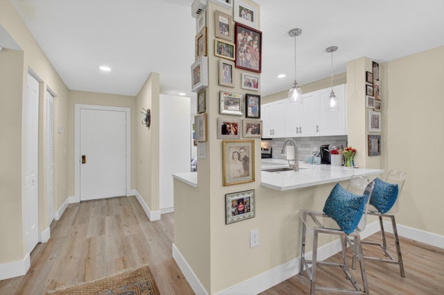 2 of 72 - 17 Southport Lane #e, Boynton Beach, FL