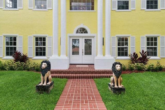 3 of 60 - 1920 Embassy Drive, West Palm Beach, FL