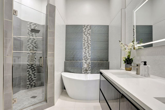 1 of 22 - 6584 Villa Sonrisa Drive #1122, Boca Raton, FL