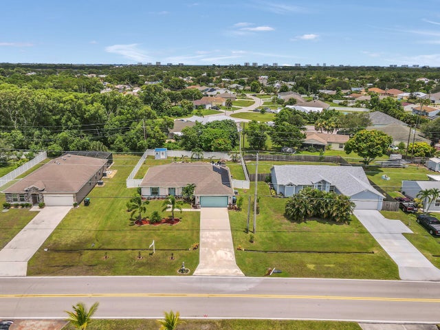 2 of 52 - 2073 Se Berkshire Boulevard, Port Saint Lucie, FL