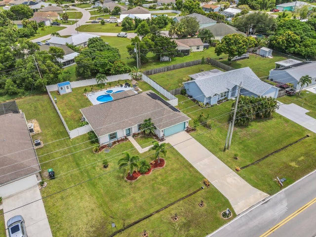 4 of 52 - 2073 Se Berkshire Boulevard, Port Saint Lucie, FL