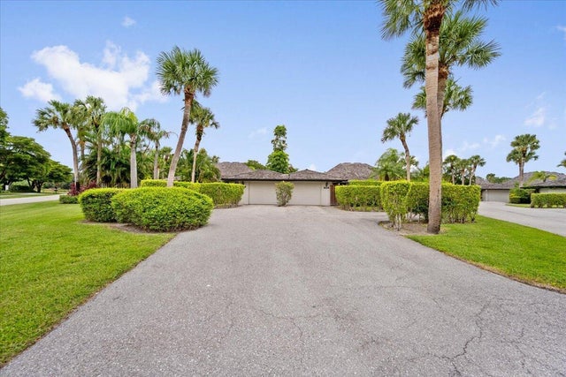 2 of 35 - 11876 Pebblewood Drive, Wellington, FL