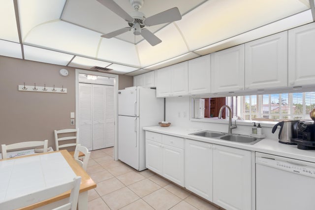 3 of 26 - 4750 S Ocean Boulevard #409, Highland Beach, FL