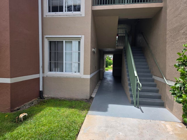 2 of 22 - 7824 Sonoma Springs Circle #104, Lake Worth, FL