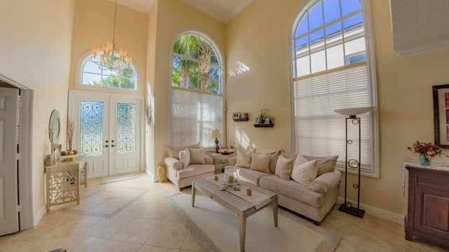 4 of 27 - 2492 Westmont Lane, Royal Palm Beach, FL