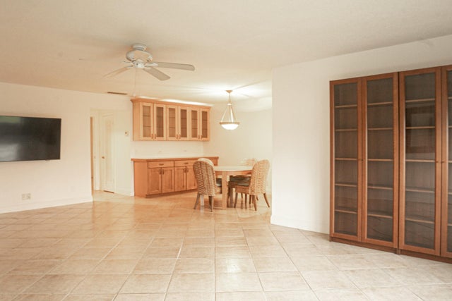 2 of 9 - 250 High Point Court #b, Boynton Beach, FL
