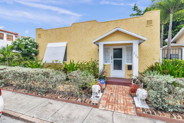 239 Lytton Court, West Palm Beach