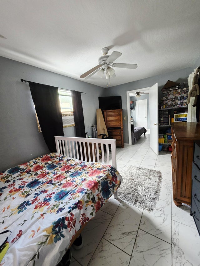 2 of 22 - 727 Glenridge Drive, West Palm Beach, FL