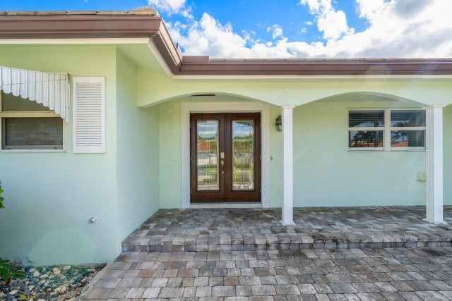 2 of 38 - 1241 Emerald Drive, Singer Island, FL