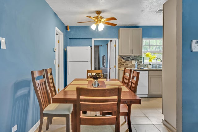 4 of 12 - 4340 Wilkinson Dr, Lake Worth, FL