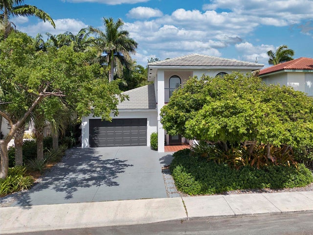 3 of 63 - 419 N Lakeside Drive, Lake Worth Beach, FL