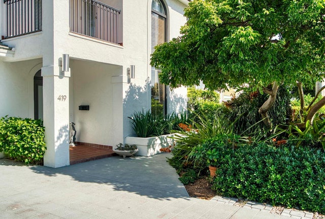 4 of 63 - 419 N Lakeside Drive, Lake Worth Beach, FL