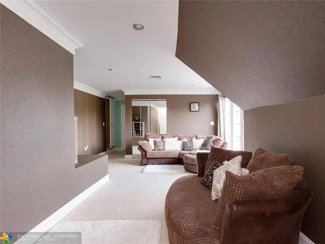 4 of 6 - 7200 Nw 51st Terrace, Coconut Creek, FL