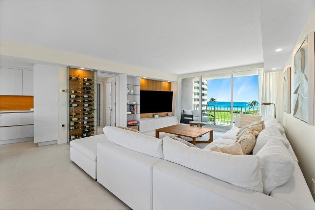 4 of 41 - 2774 S Ocean Boulevard #412, Palm Beach, FL