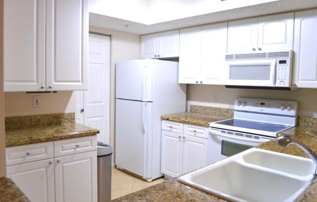 2 of 20 - 254 Village Boulevard #4106, Tequesta, FL