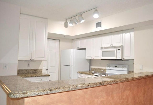 3 of 20 - 254 Village Boulevard #4106, Tequesta, FL