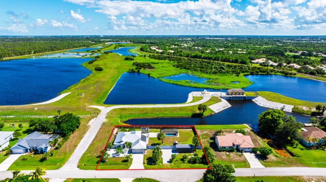 4 of 49 - 2702 Se South Blackwell Drive, Port Saint Lucie, FL