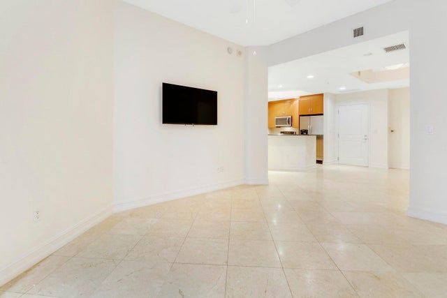 3 of 43 - 701 S Olive Avenue #712, West Palm Beach, FL
